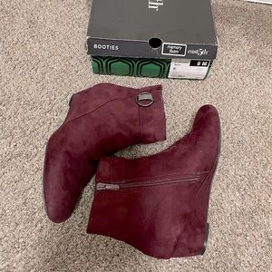 EF Gretchen Booties